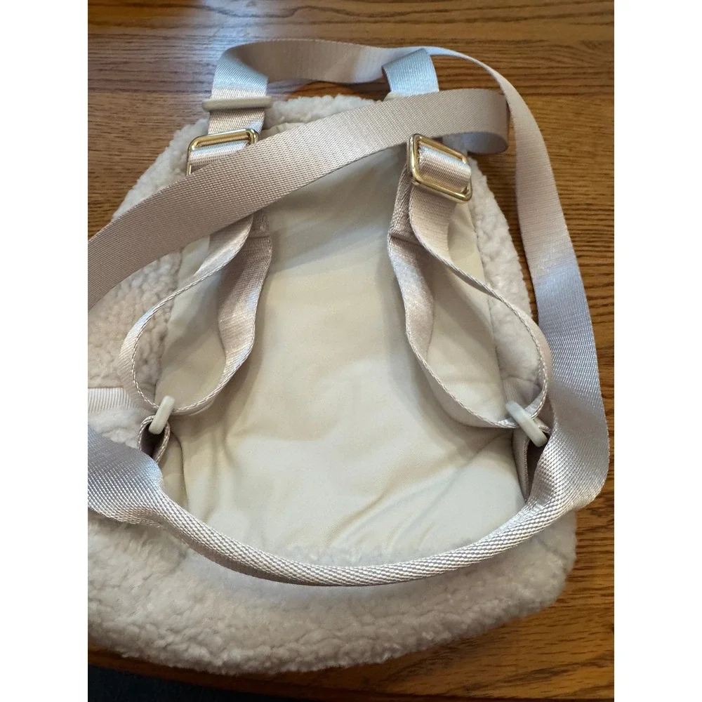 Lululemon Backpack Nano Women White Like New Fleece Sherpa Gold Hardware